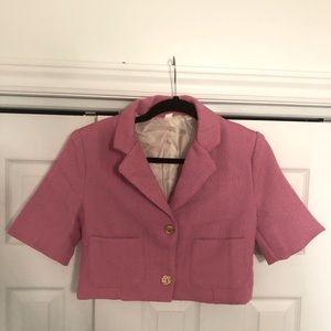 Crop short sleeve pink tweed blazer.